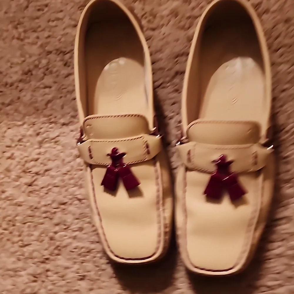 Tod's women loafer shoe - Picture 1 of 4